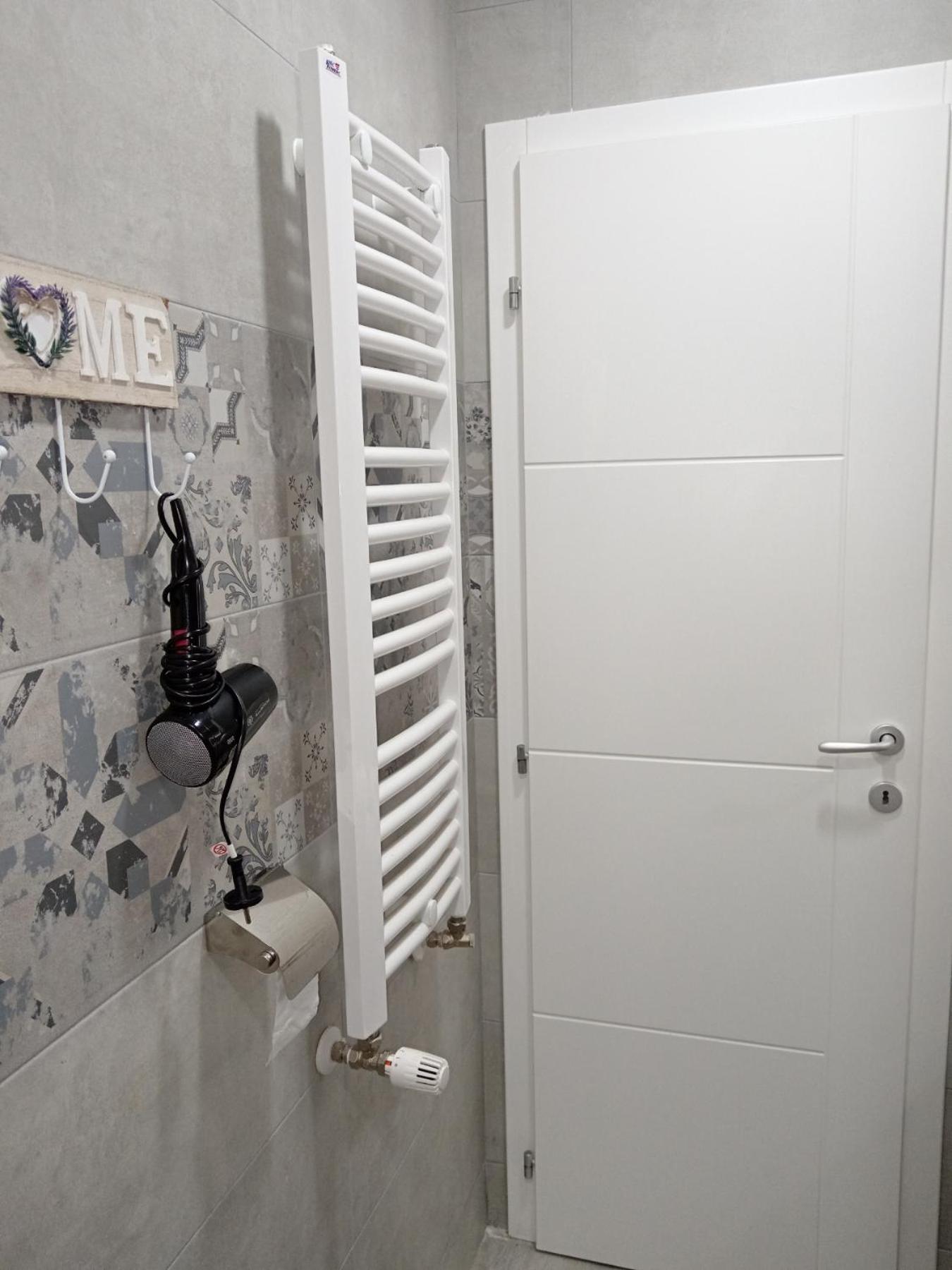 Apartman Lara Pirot Exterior foto