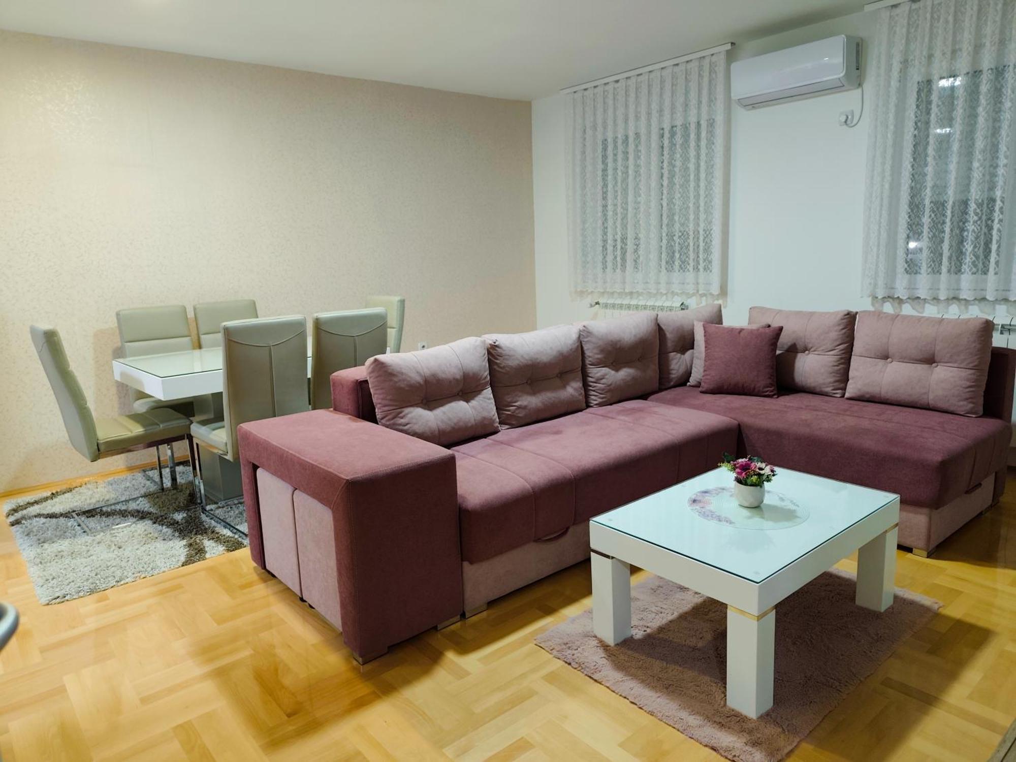 Apartman Lara Pirot Exterior foto